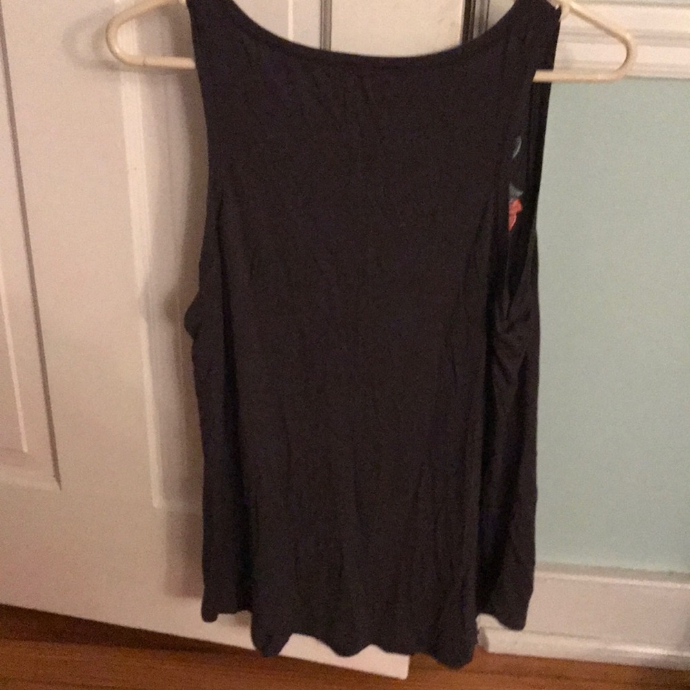 Tank top - Picture 2 of 3
